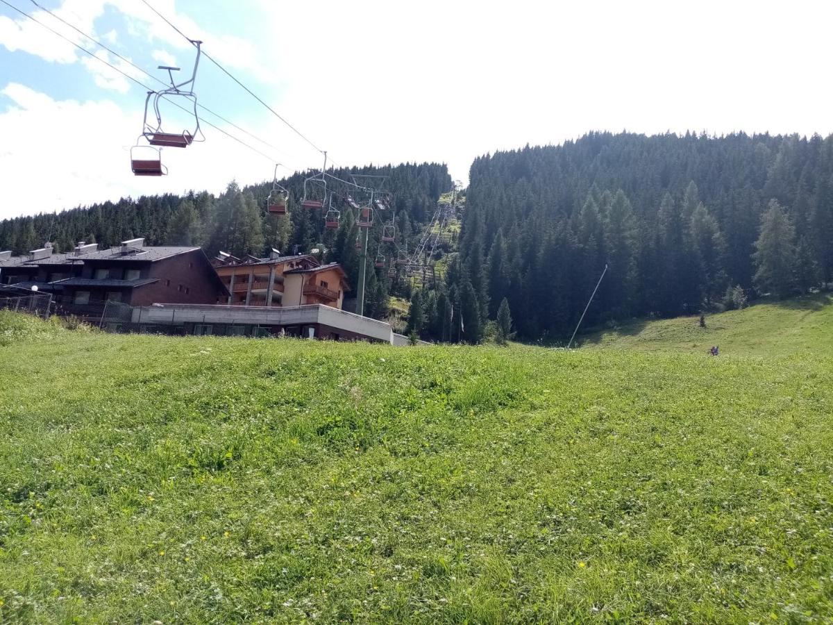 Comodo Alloggio Con Accesso Diretto Alle Piste Santa Caterina Valfurva Buitenkant foto
